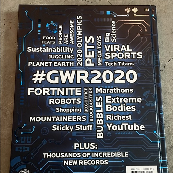 2020 Guiness World Records - Picture 2 of 2